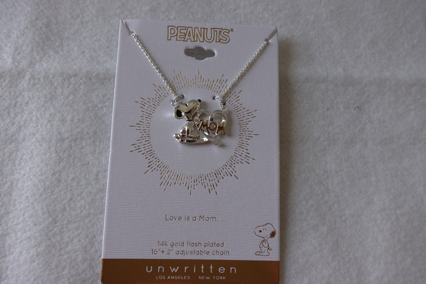 Dije Snoopy Unwritten "Mom"