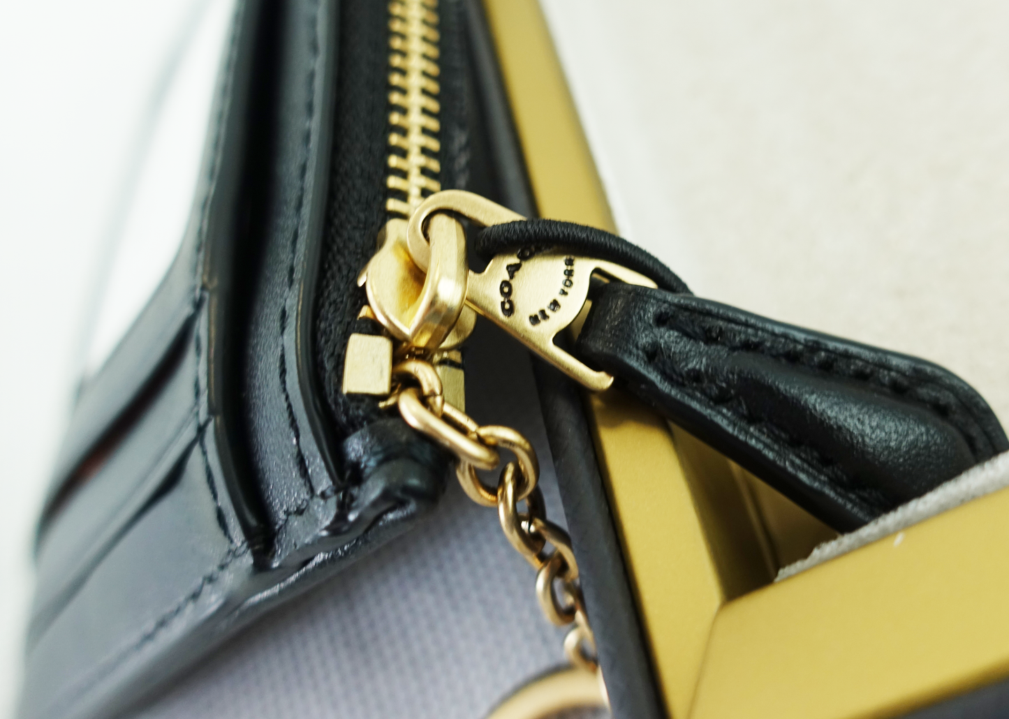 Monedero Tarjetero Coach Mini Skinny ID Card Case with box - Negro/Gris