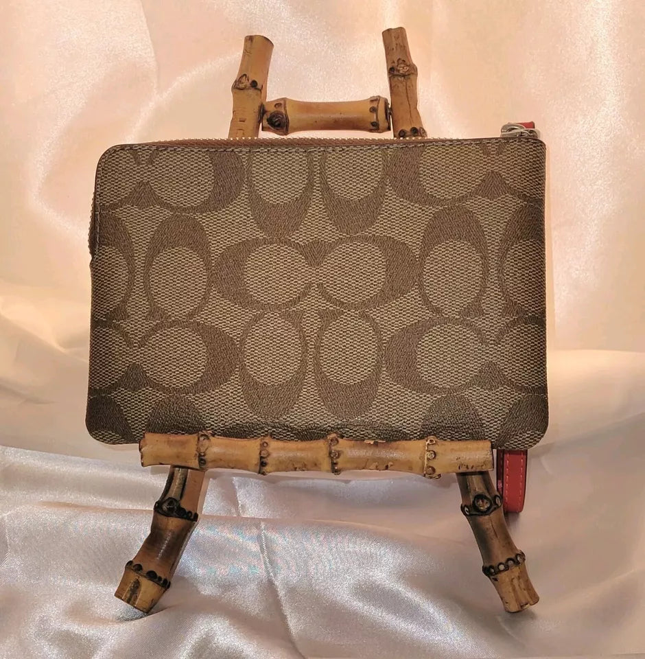 Monedero Coach Corner Zip Estampado Cafe Claro Rojo