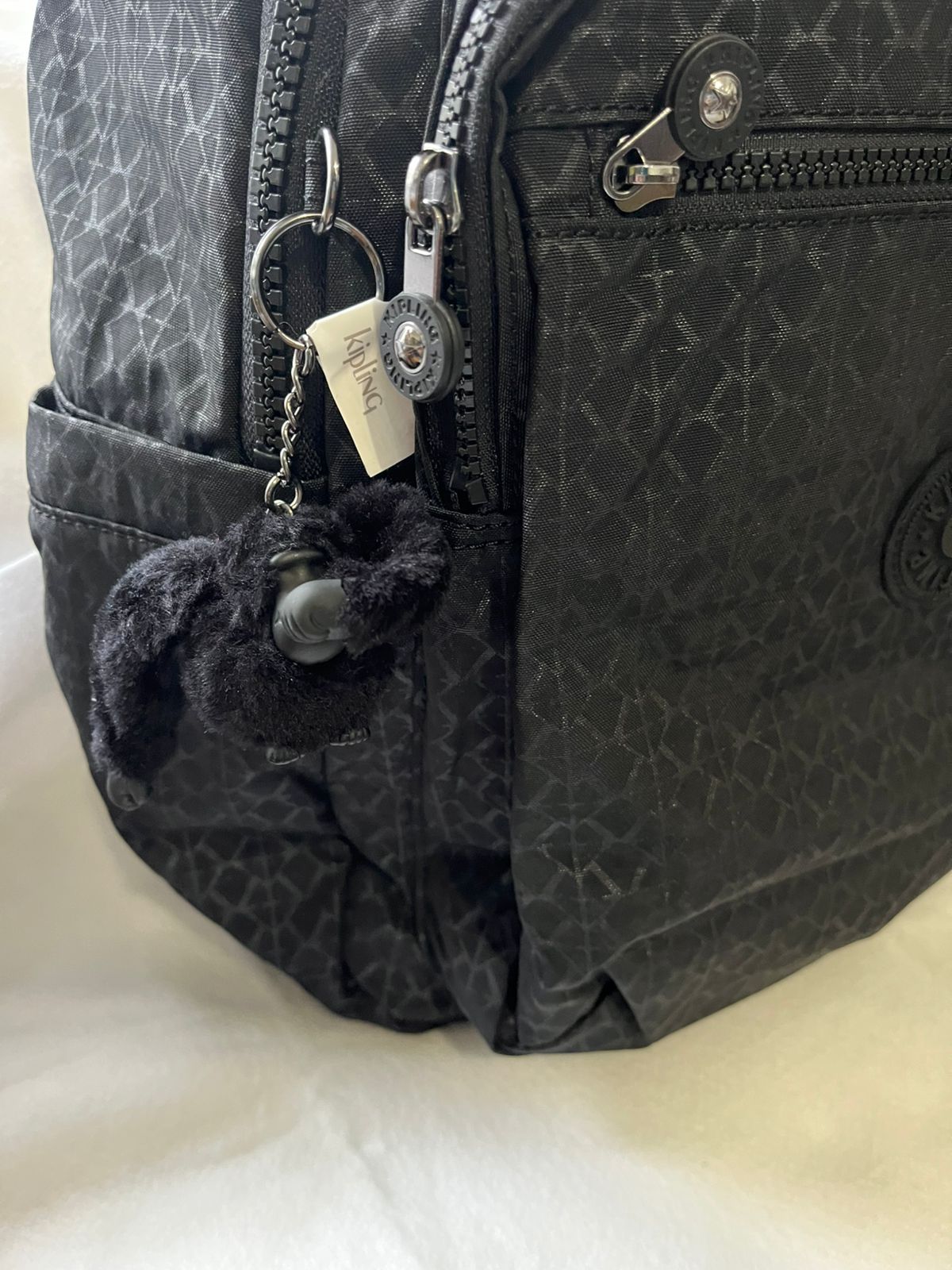 Mochila Kipling Seoul Grande Negro Signature Embossed