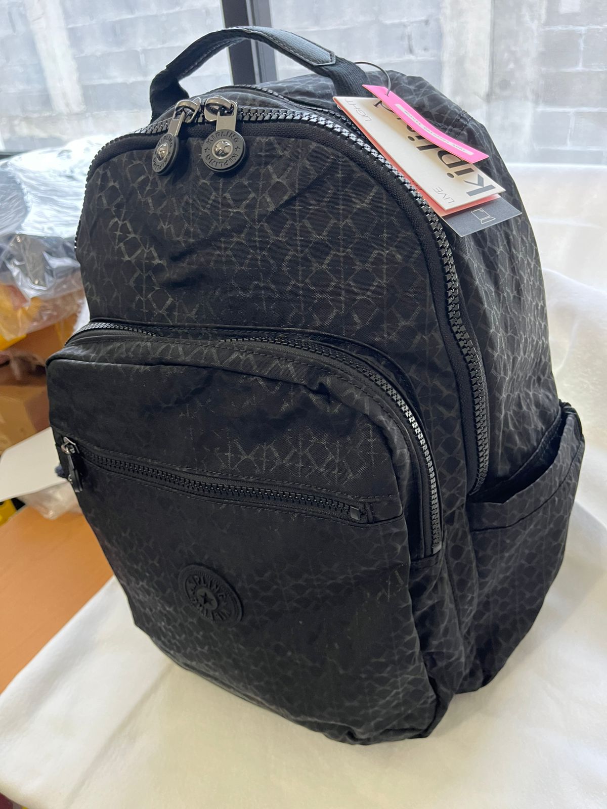 Mochila Kipling Seoul Grande Negro Signature Embossed