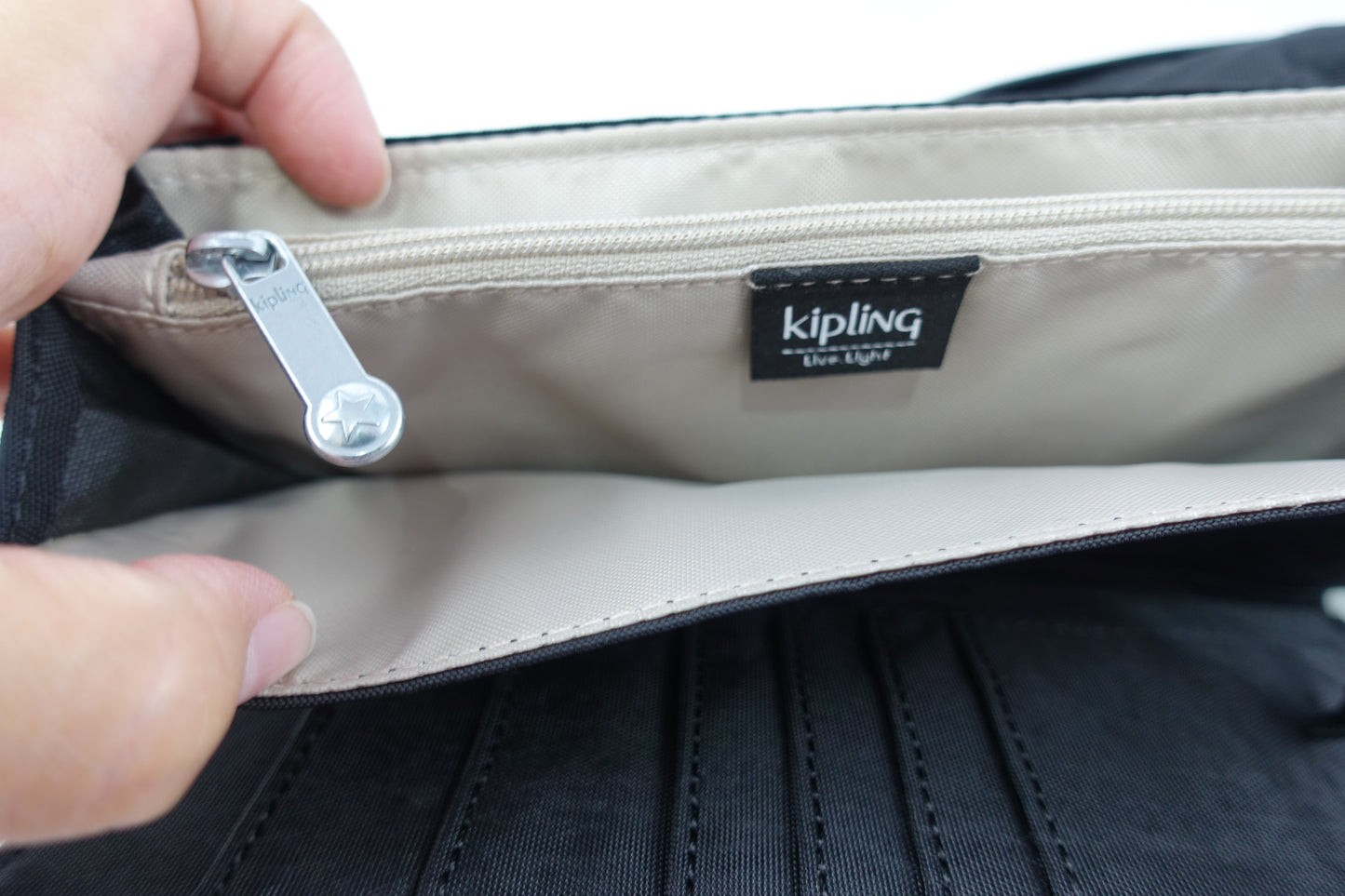 Cartera Kipling Rubi Large Wristlet Wallet Negro