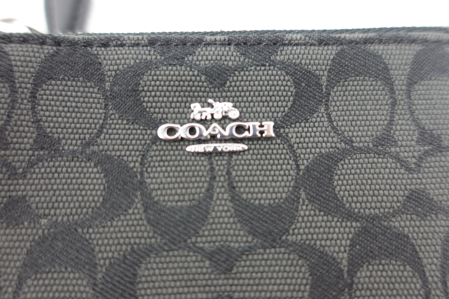 Tarjetero Coach Para Dama Signature Jacquard Mini ID Skinny Wallet