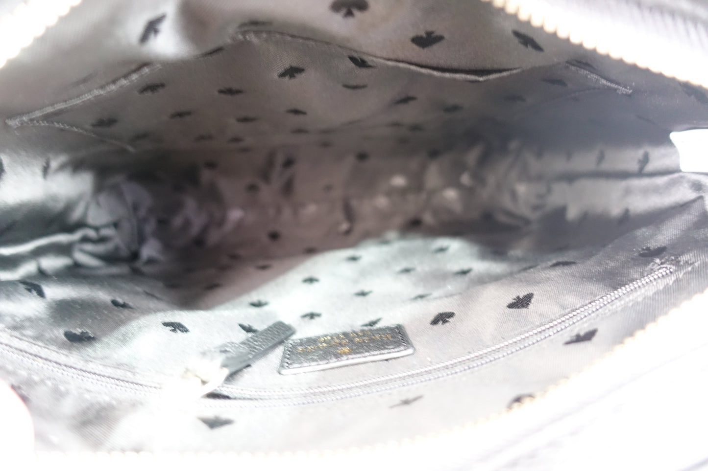 Bolsa Kate Spade Chester Street Dessi Negro