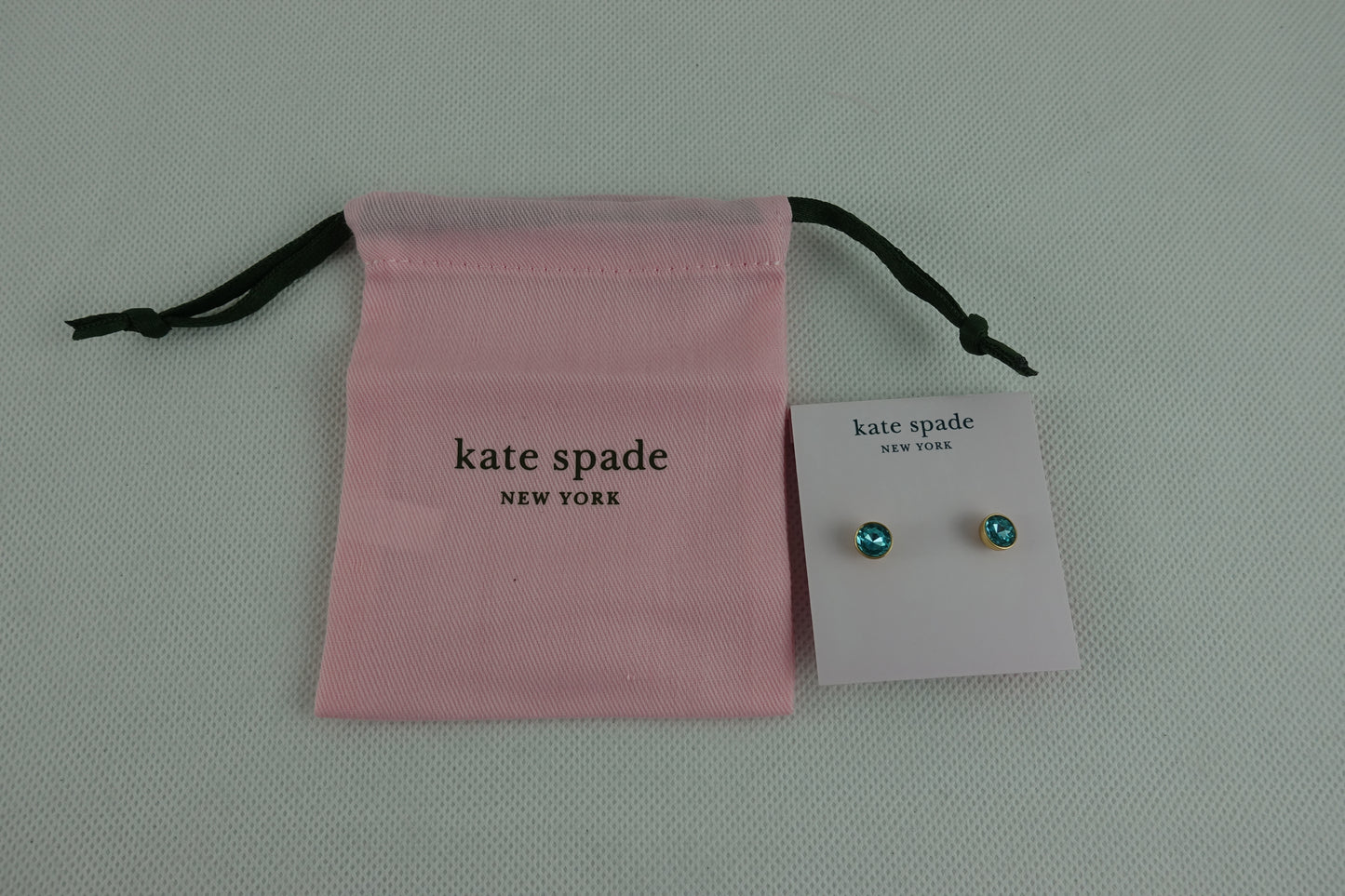 Aretes Kate Spade TAMAÑO MINI Reflecting Pool Mini Round Studs