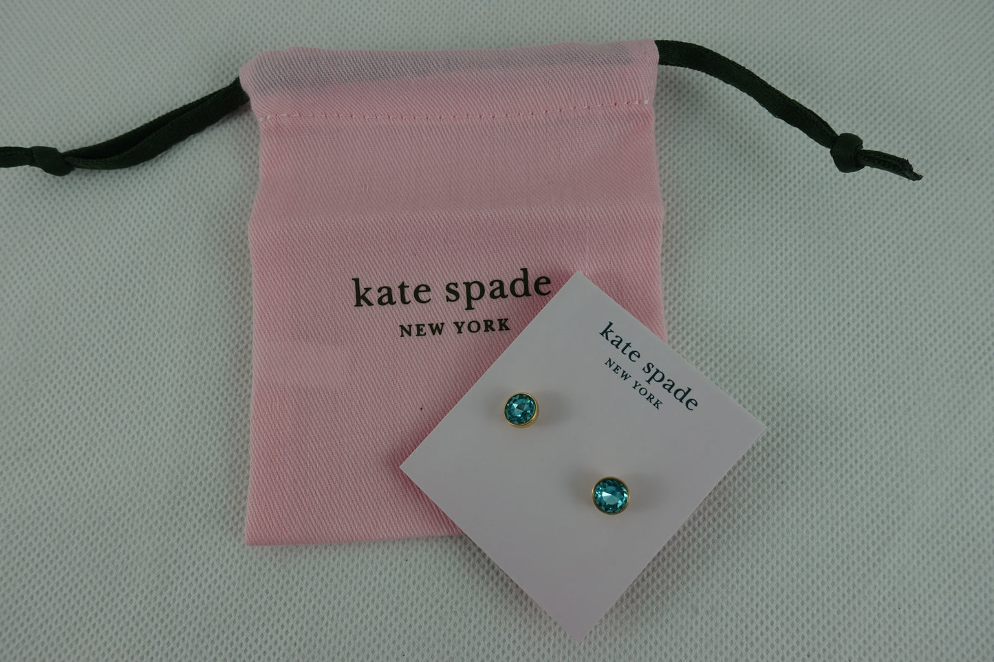 Aretes Kate Spade TAMAÑO MINI Reflecting Pool Mini Round Studs