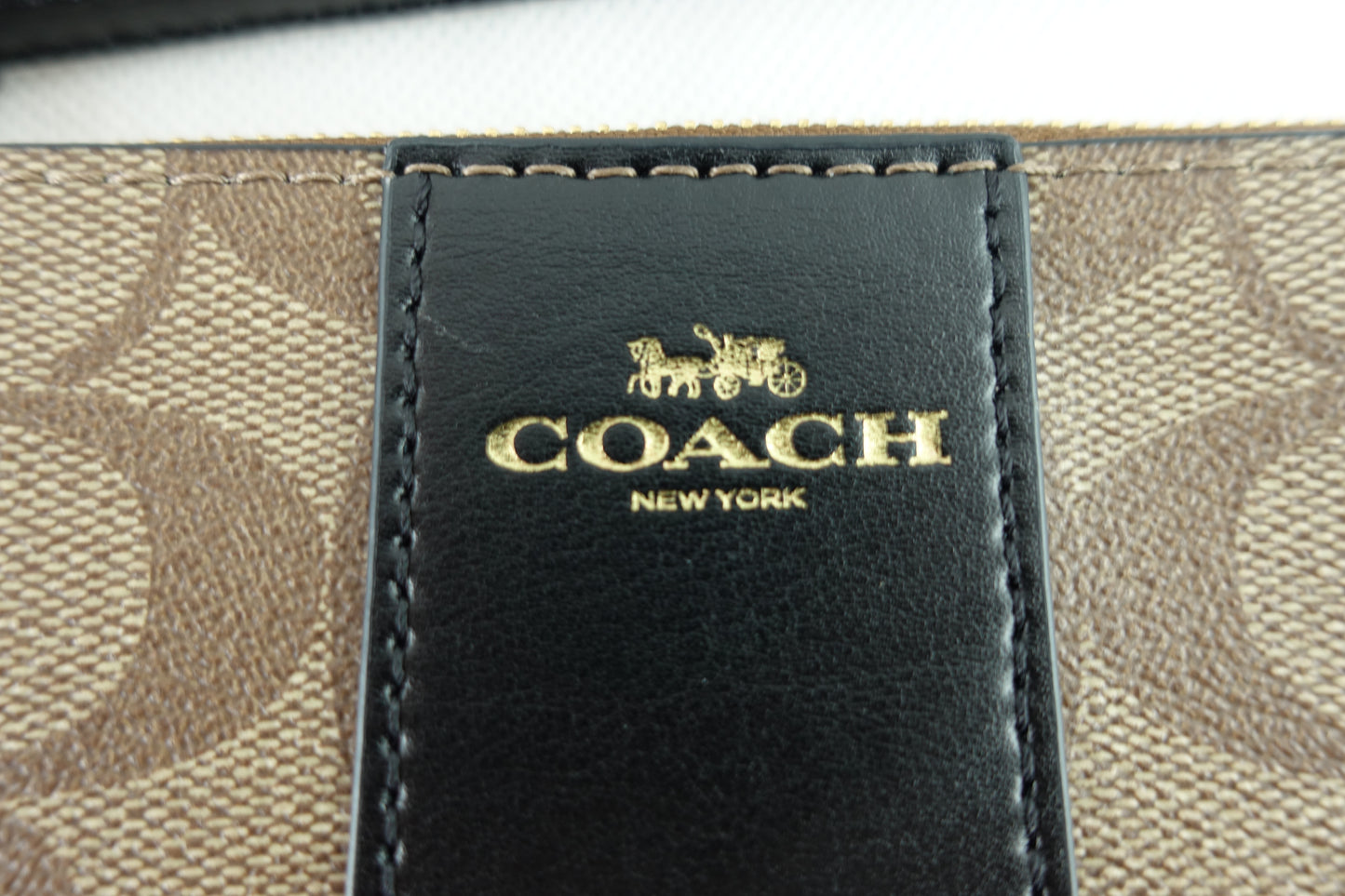 Monedero Coach Corner Zip Estampado Cafe