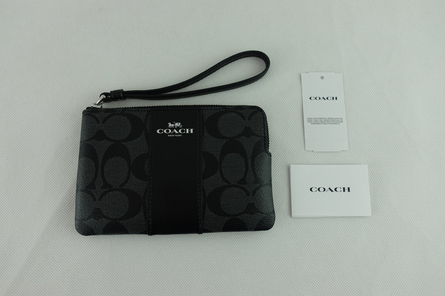 Monedero Coach Corner Zip Estampado Negro & Gris