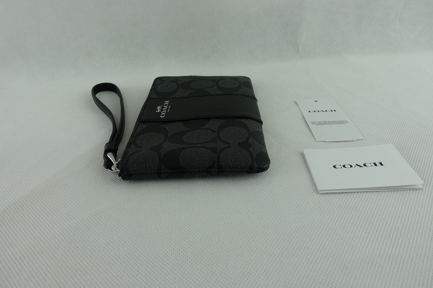 Monedero Coach Corner Zip Estampado Negro & Gris
