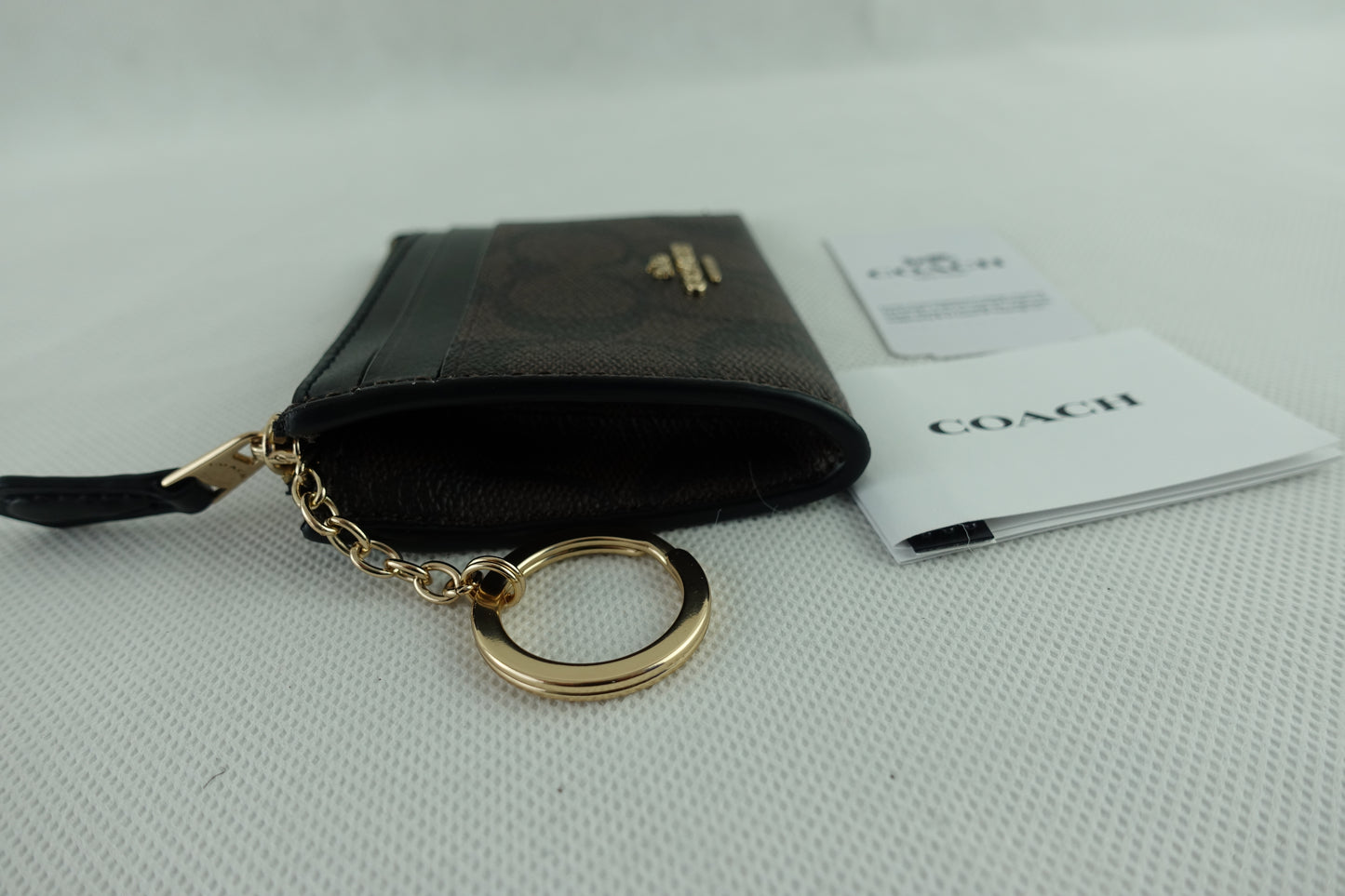 Tarjetero Coach Signature Mini Skinny Id Case Cafe Oscuro Negro