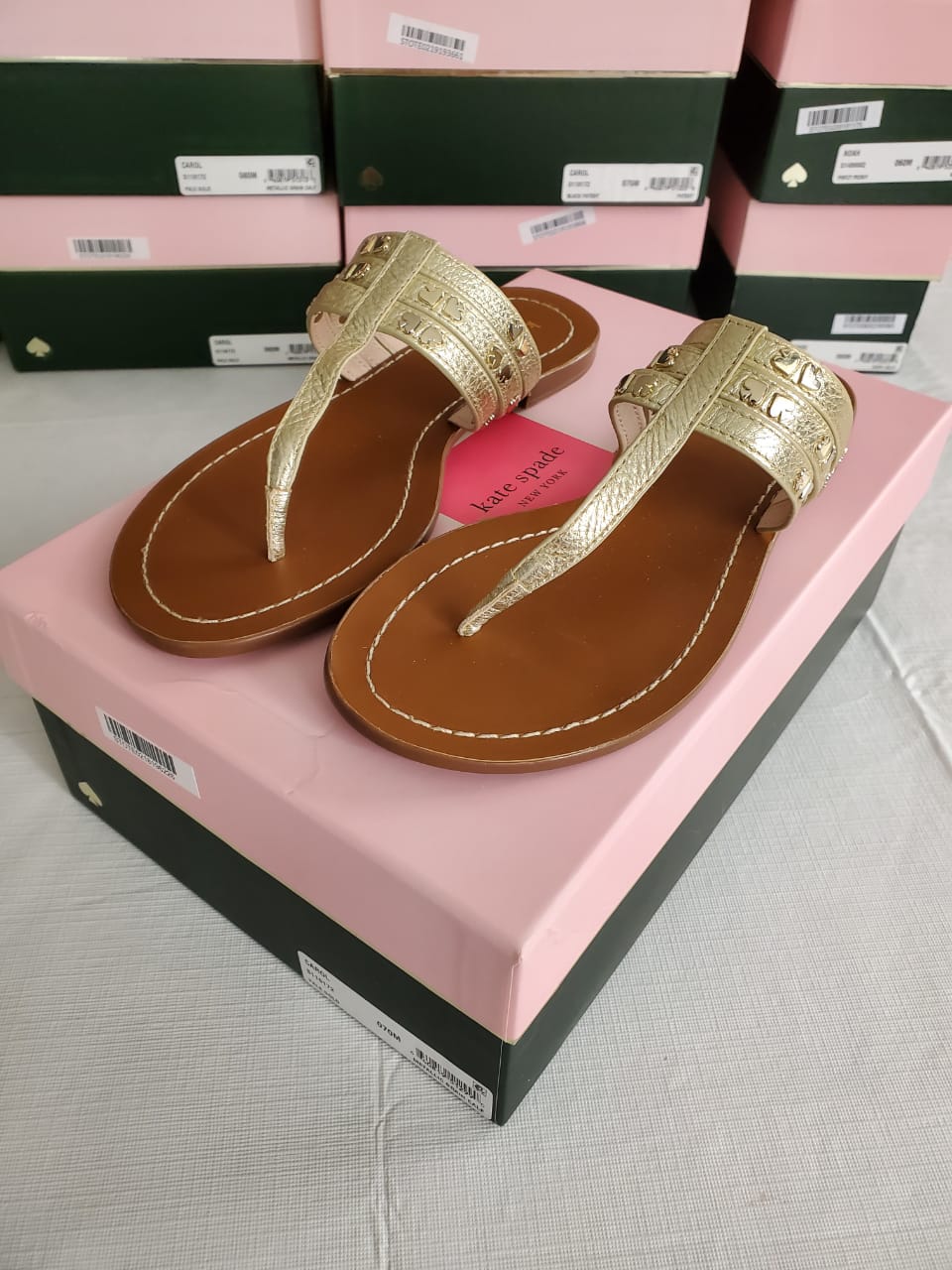 Sandalias Kate Spade Carol Spades Studded Piel OFERTA! - illa Elite Fashion Suppliers