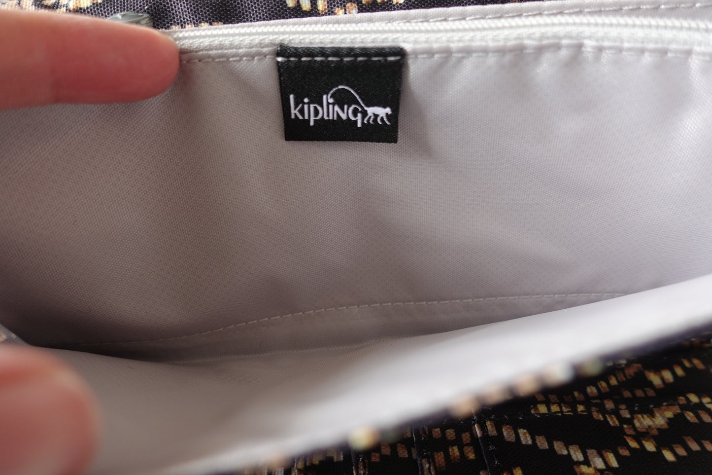 Cartera Kipling Rubi Large Wristlet Wallet Disco Glam