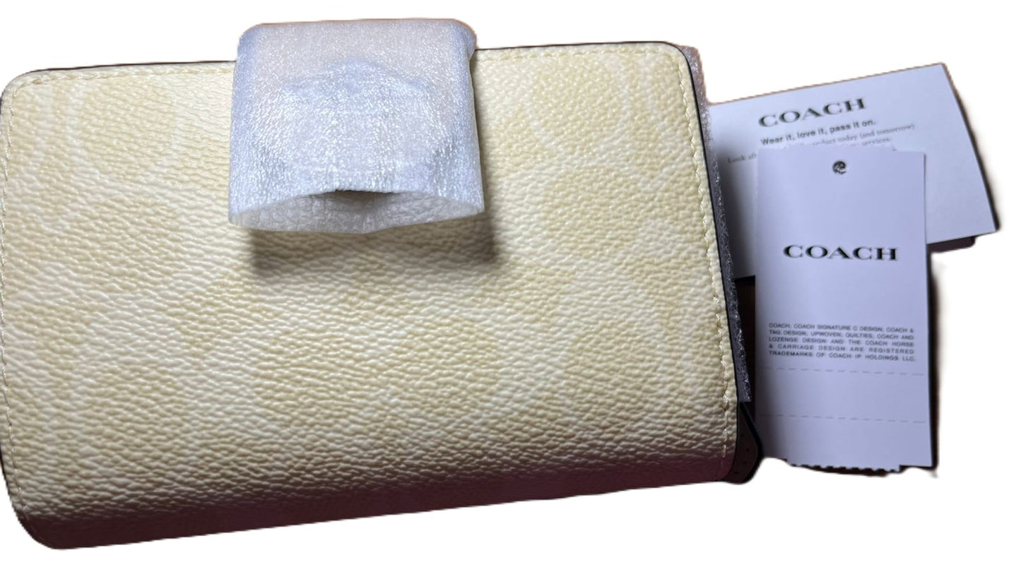 Cartera Coach 100% Original Medium Corner Zip Wallet Amarilla