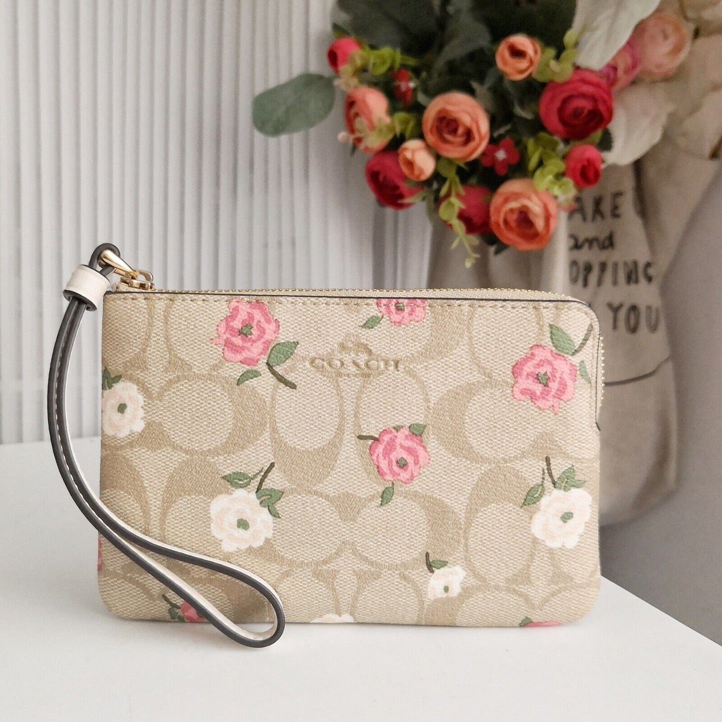 Monedero Coach Corner Zip Flower Printed Beige