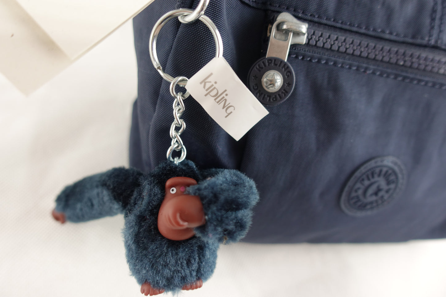 Bolsa Kipling Wes Azul Chango Peludo