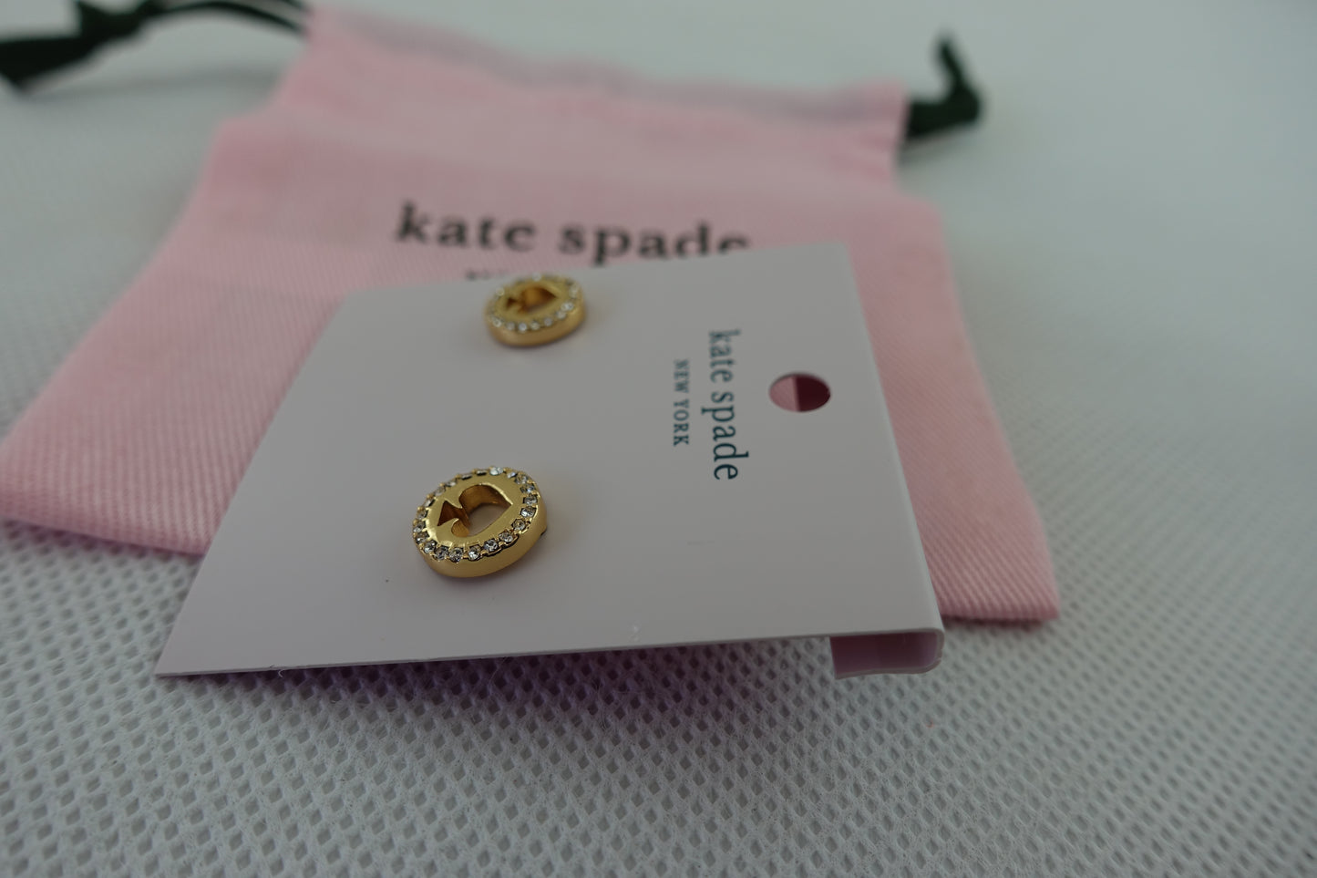 Aretes Kate Spade Spot The Spade Pave Halo Spade Studs Dorados